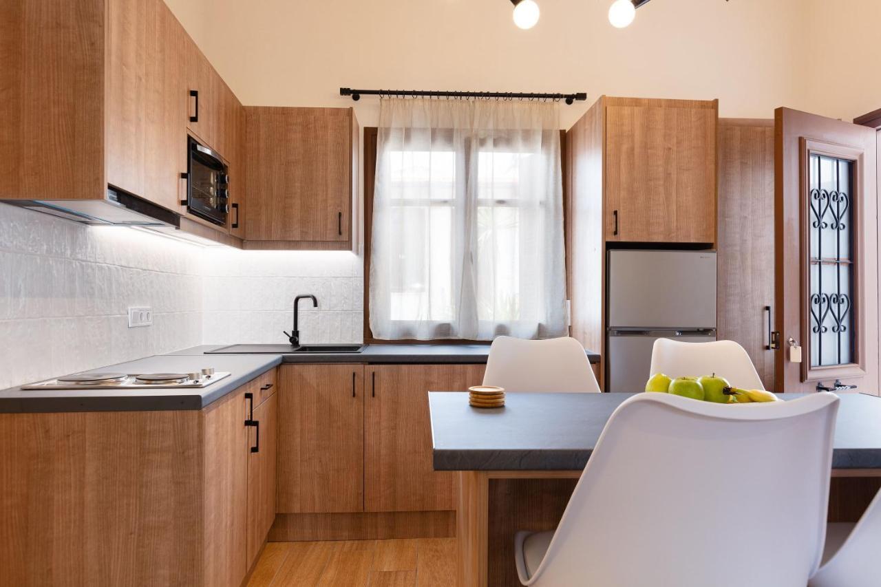 Lilys Apartments Rethymno  Exterior photo